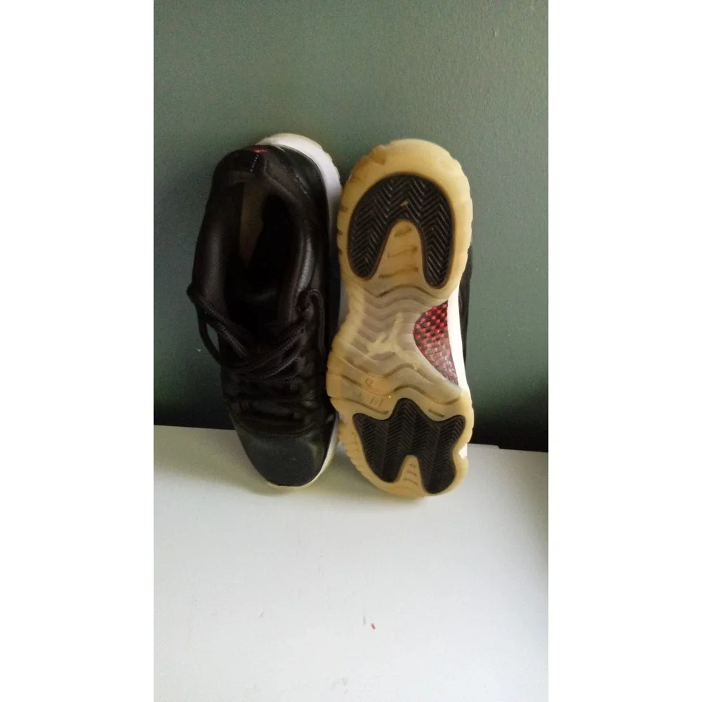 Size 10.5‎ Jordan 11 Retro Low Men's Basketball Sneakers